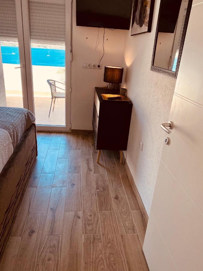 Apartment Elena Donji Okrug  Eksteriør billede