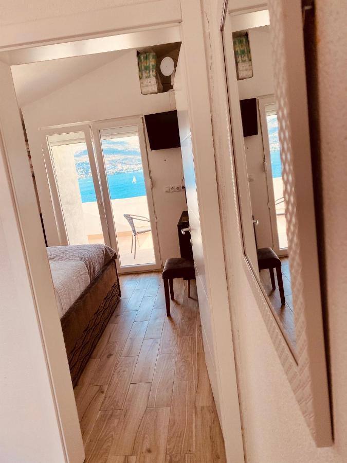 Apartment Elena Donji Okrug  Eksteriør billede